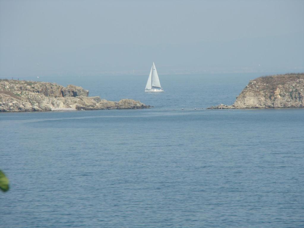 Deep Blue Guest House Sozopol Exterior foto